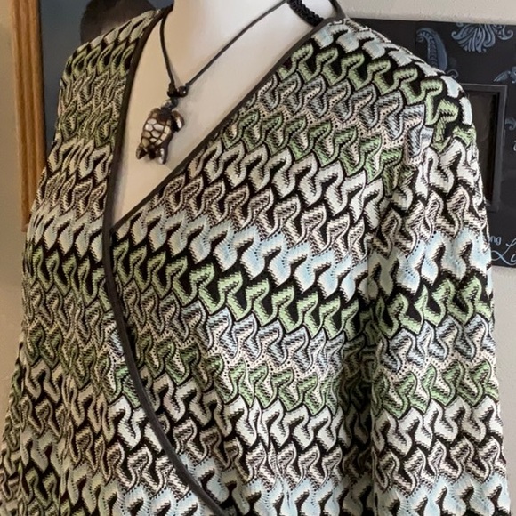 Jones New York Top - Picture 2 of 3